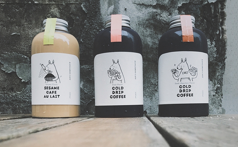 咖啡包裝設計，黑巧克力、水果風味、芝麻歐蕾三種不同的系列包裝瓶設計