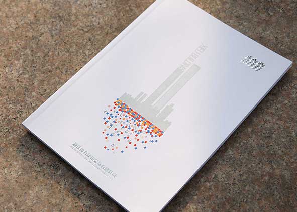 設(shè)計(jì)出有特點(diǎn)的宣傳畫冊(cè)