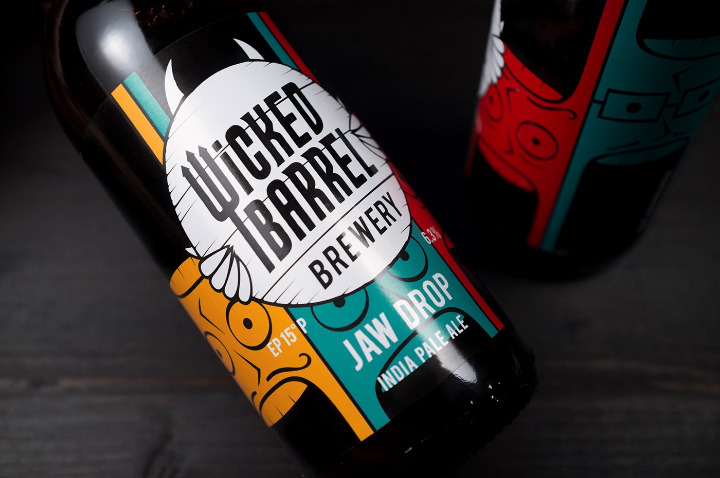 邪惡的啤酒包裝設計，喝了會掉下巴哦